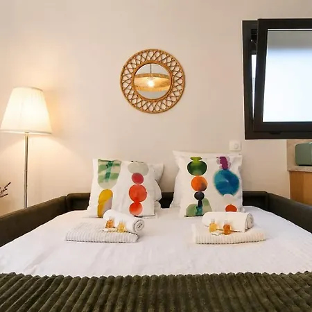 Garden Spot Chic Stay, Jacuzzi, Bbq & Parking *