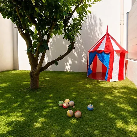 Daire Garden Spot Chic Stay, Jacuzzi, Bbq & Parking