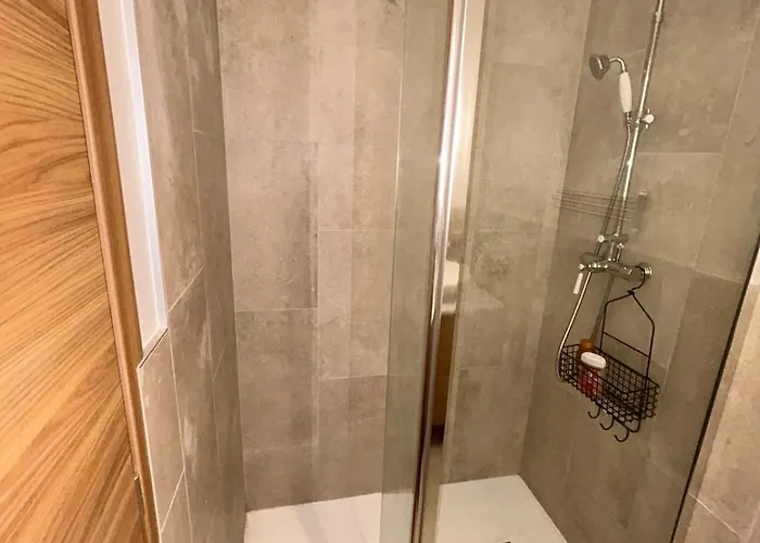 アパート St Paul De Vence カーニュ・シュル・メール